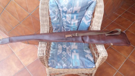 Vendo carabina Hunter 2000, aire comprimido, calibre 4,5. Impecable, una carabina clásica del año 91. 01