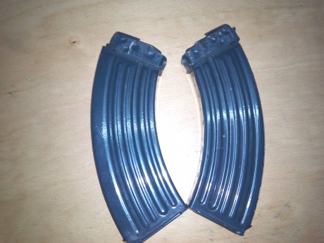 Vendo 2 cargadores para la vz58 en 7,62 x 39...usados...pero funcionan...los 2 por 20 euros mas los portes...que 01