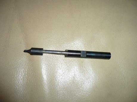 Se vende aguja percutora para todo tipo de rifle de palanca de los calibre del 44Mg y 44-40 y posible 00