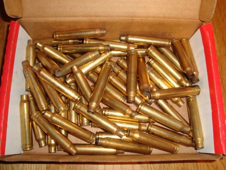 Muy buenas compañeros.

Cambio vainas del calibre 300 Win Mag.
No se los disparos que tienen ya que me 00