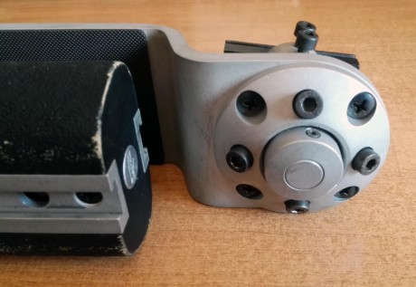 Vendo seta 3 posiciones Anschutz usada pero funciona perfectamente.
Está en Alicante.
75 euros.
  Rebajada 12