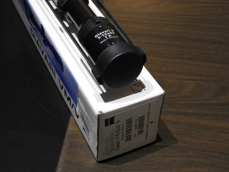 Vendo visor Zeiss Diavari 5-15x42, con retícula 4 y montura Blaser de anillas. Lo compré nuevo, tiene 00