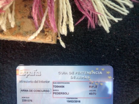 Hola , un compañero del club que no se adapta a esta modalidad, pone a la venta un fusil marca Pedersolli, 20
