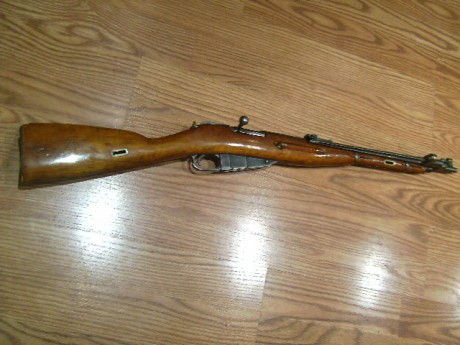 Por no darle uso vendo mosin nagat de 1945 ,en muy buen estado,modelo infanteria (corto)solo lo he usado 10