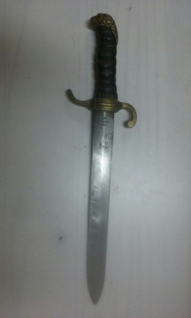 Hola a todos:
¿Alguien sabría decirme qué tipo de pieza es ésta que os presento?.
Muchas gracias. 02