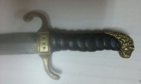 Hola a todos:
¿Alguien sabría decirme qué tipo de pieza es ésta que os presento?.
Muchas gracias. 00