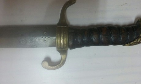 Hola a todos:
¿Alguien sabría decirme qué tipo de pieza es ésta que os presento?.
Muchas gracias. 10