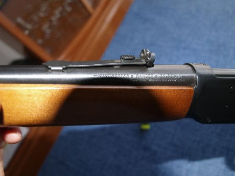 Vendo por ultima vez un Winchester  30-30 modelo Ranger, 400€ y doy 100 vainas 100 puntas y sus dais de 01