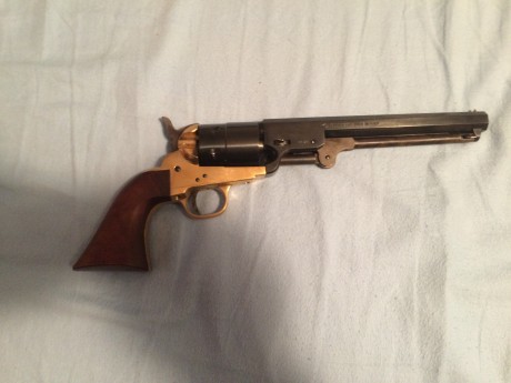 Vendo detonadora 1851 reb nord navy de pietta.

En trelles la compre por 250€, ni un solo disparo.

Es 21