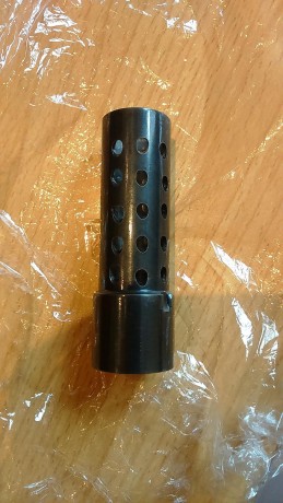 Buenas:
Acabo de adquirir una semiautomática del 12 con choques exteriores y entre estos hay uno cortito 01