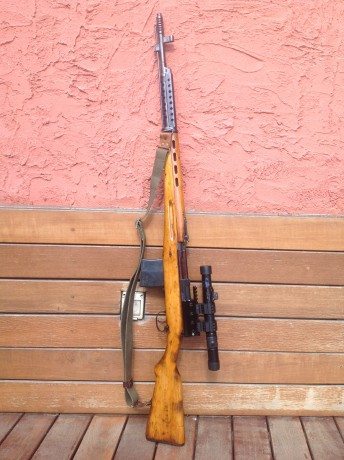 Buenos días.

Vendo o cambio mi Tokarev SVT40. Prácticamente no lo he usado, habré disparado con el unos 01