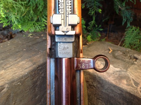 Buenos días.

Vendo o cambio mi Tokarev SVT40. Prácticamente no lo he usado, habré disparado con el unos 51