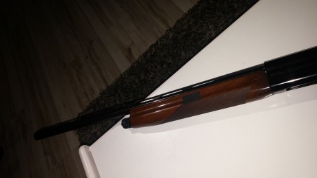 Buenas tardes. Vendo Benelli Montefeltro cal 20/76 con cañón de 66 cm, 5 chokes, cuñas para ajustar culata 01