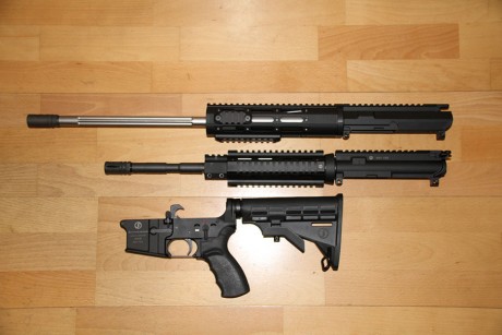 Rifle semiautomático Schmeisser tipo M4, impecable, muy pocos disparos. Cañón 14,5". Modelo muy bien 60