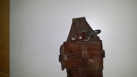 Vendo bandolera de 5 departamentos para peines de balas para el fusil sueco  LJUNGMAN AG42- B totalmente 10