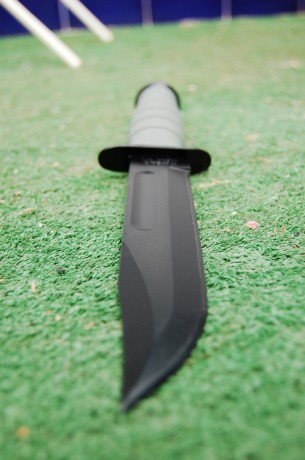 Ka-Bar en verde, 7 pulgadas, funda de fibra. REAFILADO con Lansky. Filo pavonado. Señales de uso ligero 00