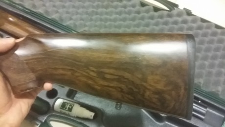 Vendo escopeta superpuesta franchi falconet HT. 
Caracteristicas principales.
Madera woodtech
Bascula 12