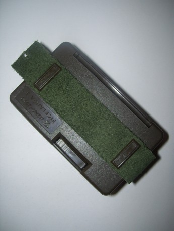 Vendo linterna militar moderna del ejercito Sueco , esta nueva sin estrenar , en caja de embalaje

, la 02