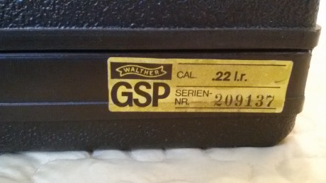 PISTOLA WALTHER  GSP,  CON  2 CARROS,  DE  22mm  y  32mm   y  4 cargadores
Maletín original y prueba de 02
