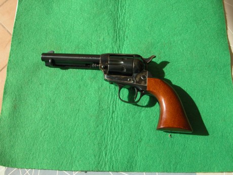 Vendo Cattelman marca Uberti de 4 3/4", calibre 22LR, esta nuevo impecable sin ningún rasguño, solo 00