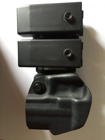PRIMER PACK: 1 FUNDA SERVICIO HK USP COMPACT CON 2 PORTACARGADORES DOBLES-56E.
SEGUNDA PACK: 1 FUNDA PAISANO 01