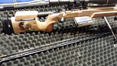 Un compañero me pide que le ponga el siguiente anuncio para vender su rifle, consta de:

Accion Remington 00