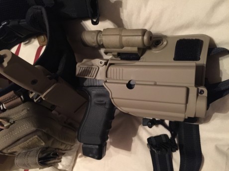 Hola
Vendo Glock 17 de 4 generación en estado impecable, como nueva, la vendo por no usar, único dueño 81