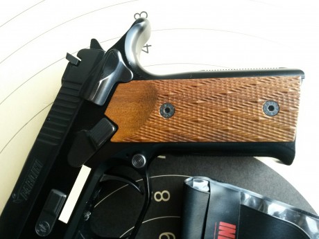 Hola:

Pongo a la venta pistola de 9mm. de la firma Pardini, mod. GT9, color negro.
El arma siempre estuvo 02
