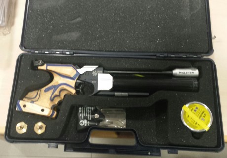 Vendo Walter lp300 como nueva no a tirado ni una caja de balines con una botella scuba de regalo. 
Precio 00