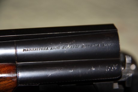 Hola, vendo escopeta superpuesta para tiro al plato o similar.
Perazzi Brechia MAP con muy poco uso. 
Telefono: 02