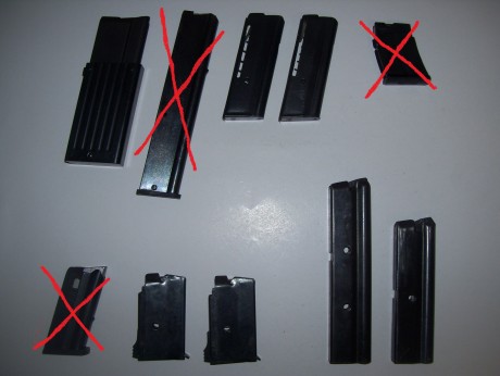 Hola a todos
vendo varios cargadores usados y en buen estado para varias carabinas del calibre 22 Lr y 00