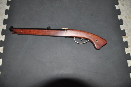 Hola a todos, pongo a la venta pistola Tanzusu de Arsa calibre 41 y en perfecto estado. Poco que decir 01