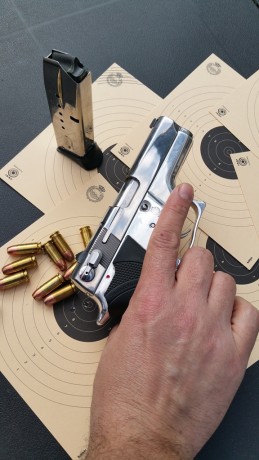 Buenas a todos, VENDIDA   Smith and Wesson  , modelo   6906 9mm. Parabellum  , hecha en Springfield (USA) 10