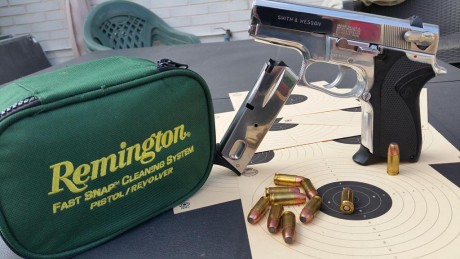 Buenas a todos, VENDIDA   Smith and Wesson  , modelo   6906 9mm. Parabellum  , hecha en Springfield (USA) 40