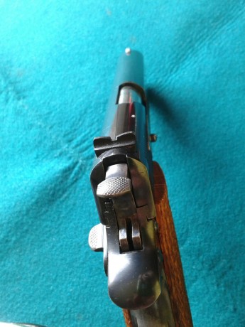 Buenas tardes foreros,un amigo del club de tiro vende un revolver colt piton 4" por 750 € y una pistola 21