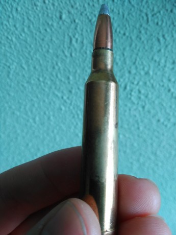 Buenos días compadres

Ha caído en mis manos una cartuchera que,supongo que por no haber sido guardada 80