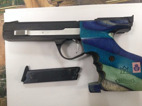 ... Un amigo que hace tres años que dejo el tiro, me ha comentado que ponga a la venta una walther ksp 00
