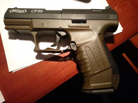 Buenas!

Vendo pistola Walther P99 Co2 semiautomática con gatillo de doble acción, fue comprada en enero 02