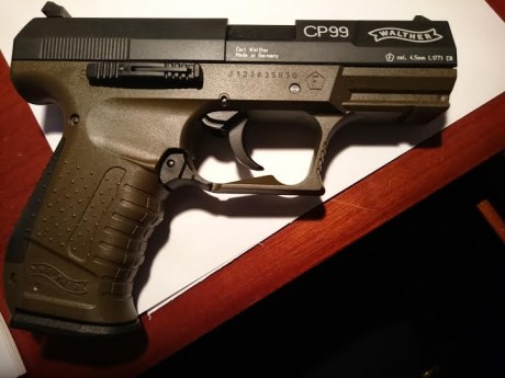 Buenas!

Vendo pistola Walther P99 Co2 semiautomática con gatillo de doble acción, fue comprada en enero 01