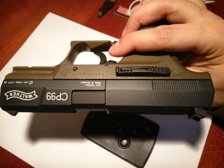 Buenas!

Vendo pistola Walther P99 Co2 semiautomática con gatillo de doble acción, fue comprada en enero 00