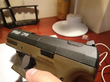 Buenas!

Vendo pistola Walther P99 Co2 semiautomática con gatillo de doble acción, fue comprada en enero 41