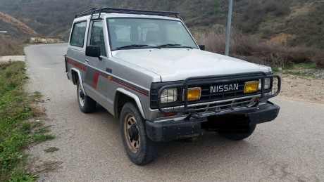 Nissan Patrol 6 cilindros motor sd 33 (El más fiable de nissan). Defensas delanteras, traseras i enganche 01