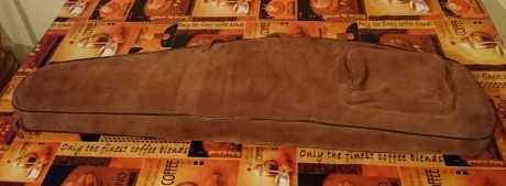 Funda sin uso, de 1,10 de larga X 30 Cm de alta para rifle con visor grande, coge perfectamente, valida 02