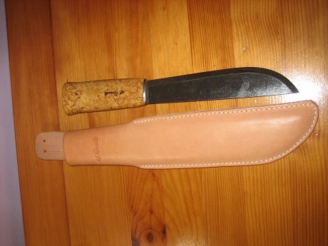 Hola. Sin estrenar. 5mm de espesor. 19.5mm de hoja. Madera de raíz de Abedul. 100€ portes incluidos a 02