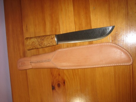 Hola. Sin estrenar. 5mm de espesor. 19.5mm de hoja. Madera de raíz de Abedul. 100€ portes incluidos a 01