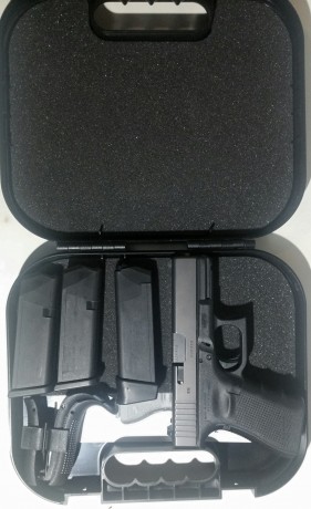 Hola a tod@s pongo a la venta mi Glock 19 de 4 gen.
Esta practicamente nueva.Guiada en F.
el precio es 01