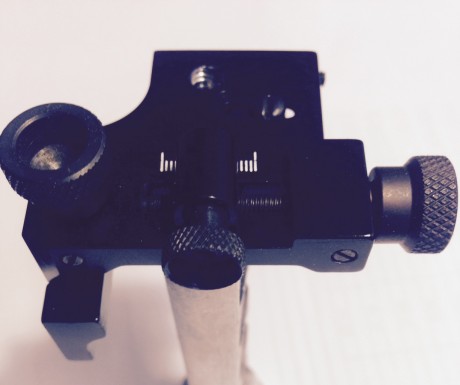 MIRILLA CERRADA. PARA MONTAR EN ARMAS QUE TENGAN CARRIL DE 11 a 13 mm. REGULACIÓN MICROMETRICA EN ALTURA 00