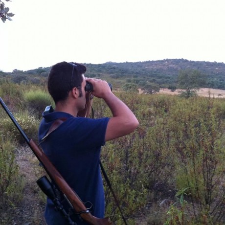 Pues quiero comprar un blaser r 93 profesional en calibre 3006 y me gusta poder tirar largo 
Me servira 60