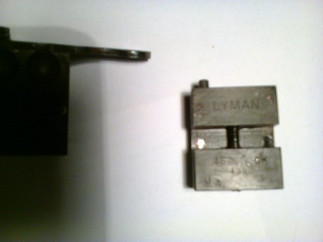 Vendo Molde Lyman para proyectiles esféricos. Calibre .457
Usado, en buen estado.
Precio : 65,00 €.
NUEVO 01