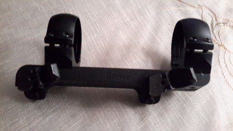 Vendo monturas Blaser, practicamente nuevas, compradas en Octubre año pasado (se puede documentar con 02